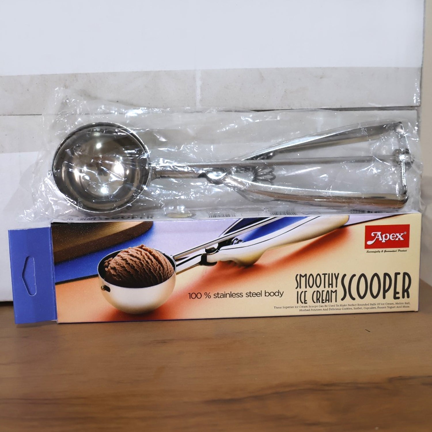 Premium Stainless Steel Ice Cream Scoop with Trigger Release –Approx 70 ML Capacity Premium Stainless Steel Ice Cream Scoop with Trigger Release –Approx 70 ML Capacity